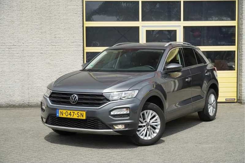 Volkswagen T-Roc (2022)