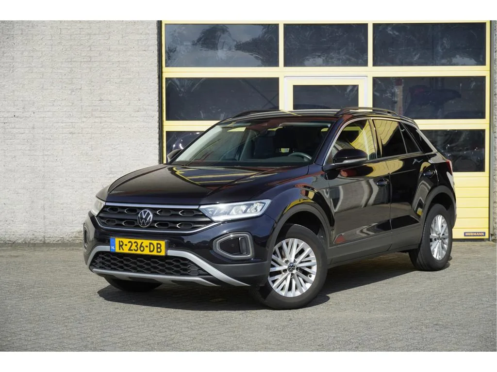 Volkswagen T-Roc (2022) — foto 1