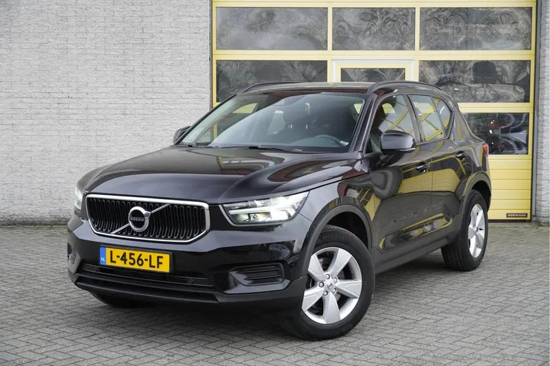 Volvo XC40 (2021)