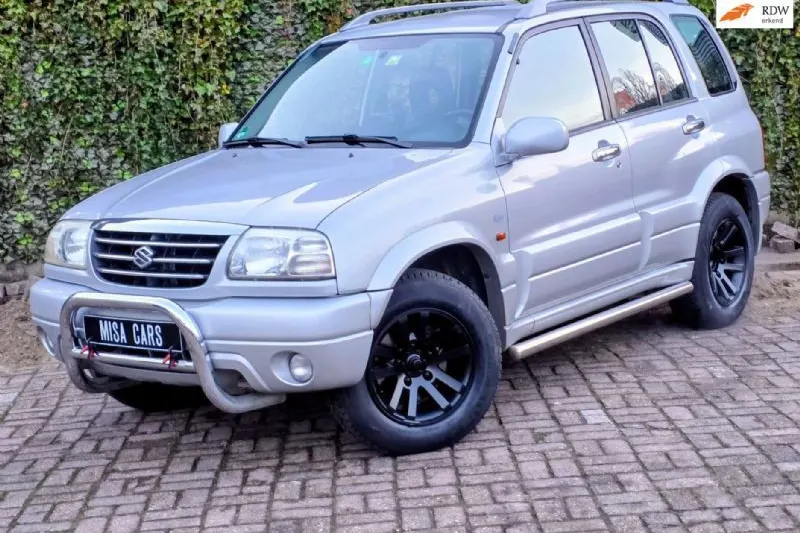 Suzuki Grand Vitara (2004)