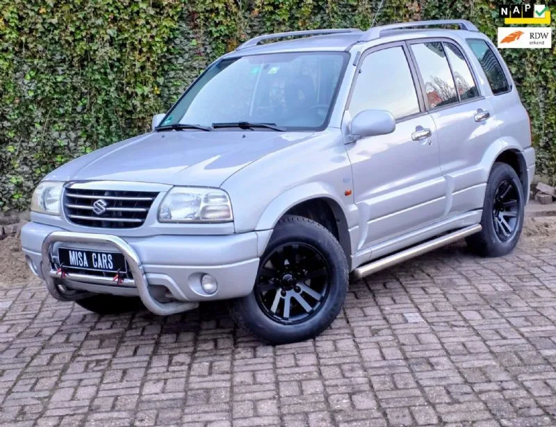 Suzuki Grand Vitara (2004) — foto 1