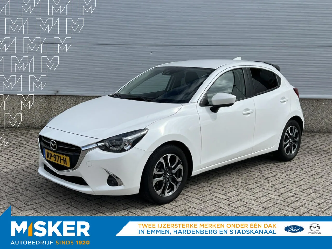 Mazda 2 (2018) — foto 1