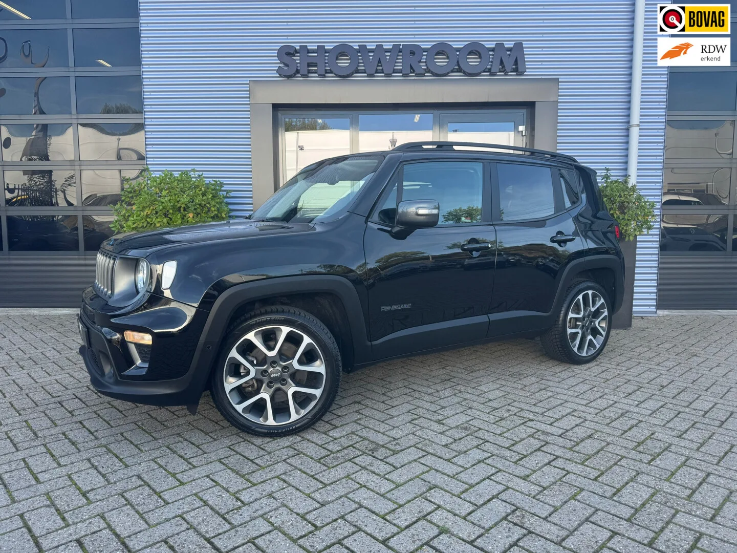 Jeep Renegade (2022) — foto 1