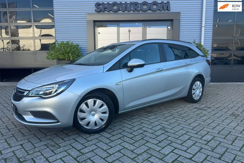 Opel Astra (2017)