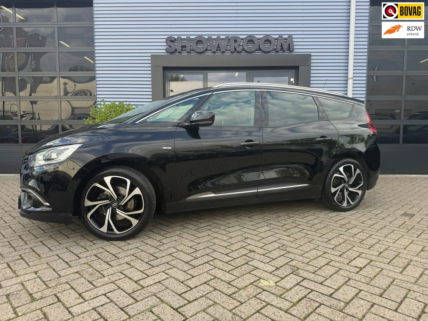 Renault Grand Scénic (2018) — foto 1