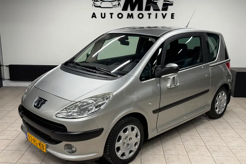Peugeot 1007 (2005)