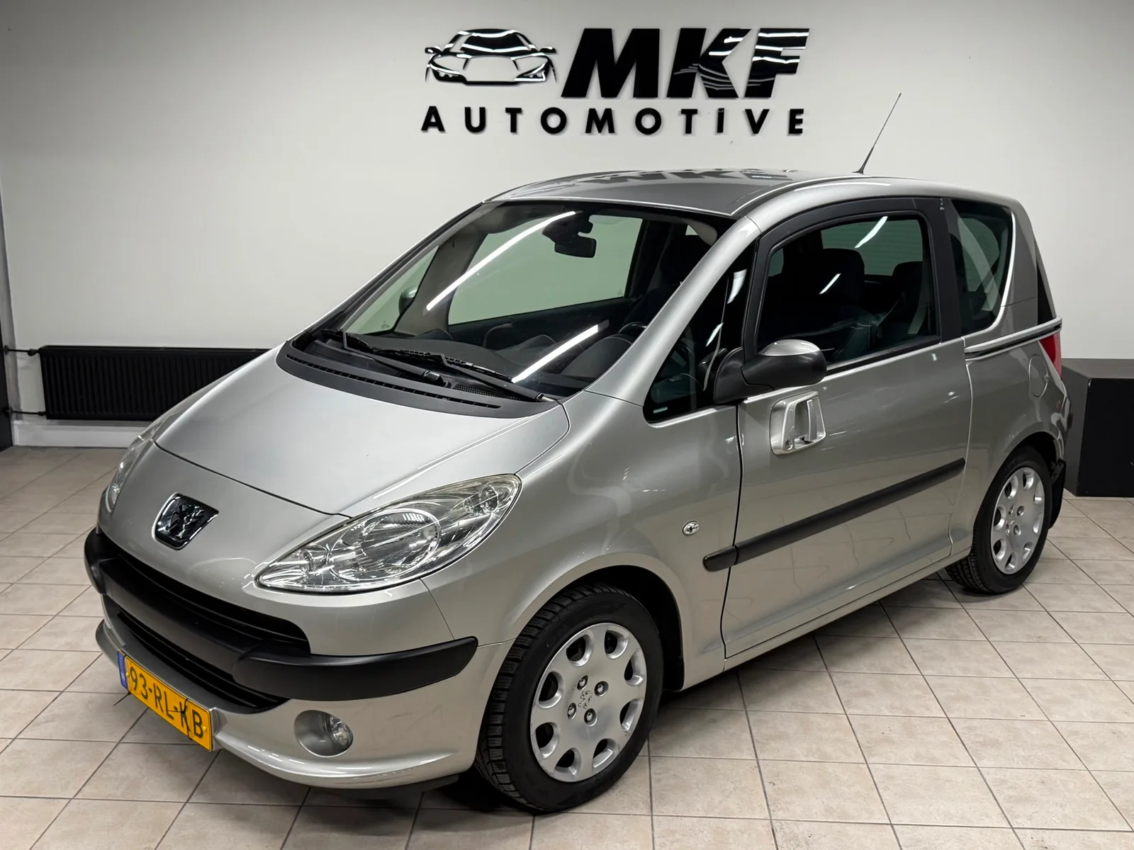 Peugeot 1007 (2005) — foto 1
