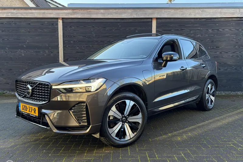 Volvo XC60 (2022)