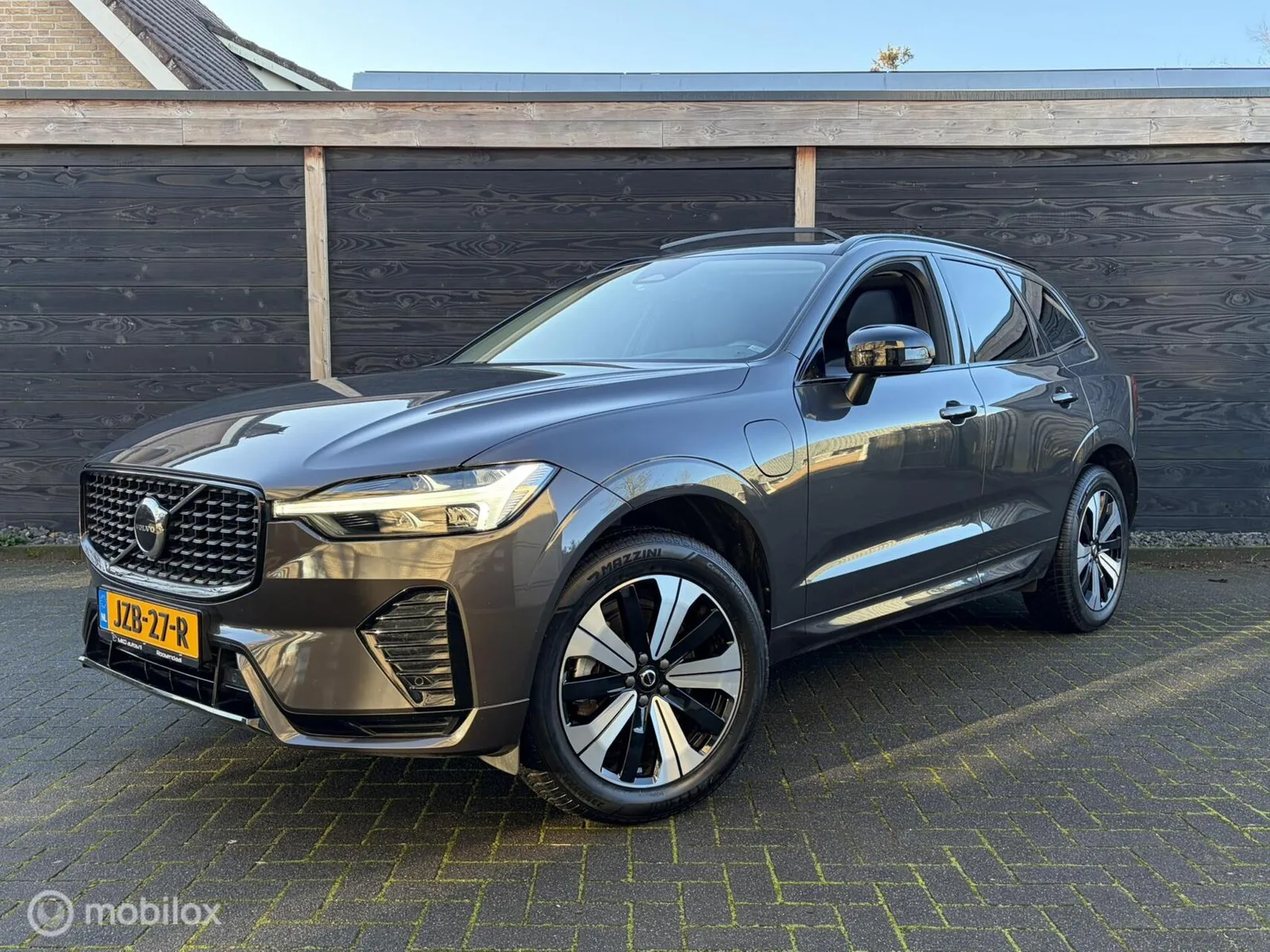 Volvo XC60 (2022) — foto 1