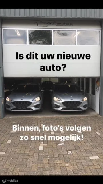 Volvo XC40 (2018) — foto 1