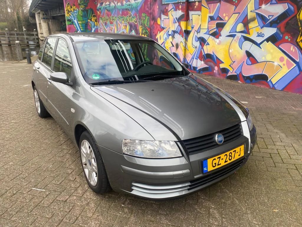 Fiat Stilo (2005) — foto 1