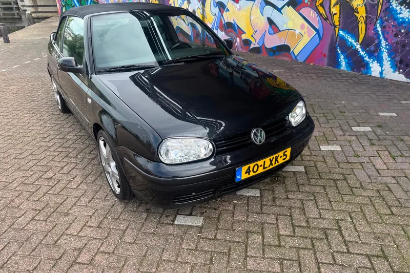 Volkswagen Golf (2000)