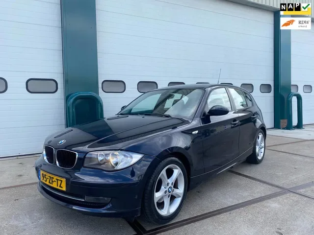 BMW 1-Serie (2008) — foto 1