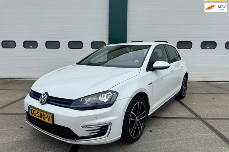 Volkswagen Golf (2016)