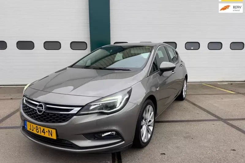 Opel Astra (2016)