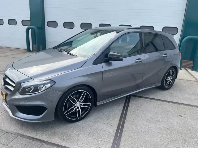 Mercedes-Benz B-Klasse (2016) — foto 1