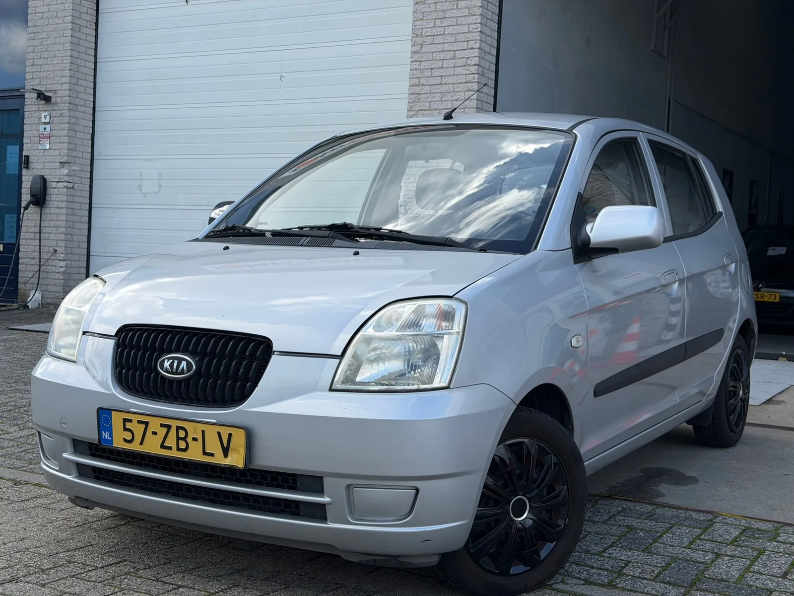 Kia Picanto (2007) — foto 1