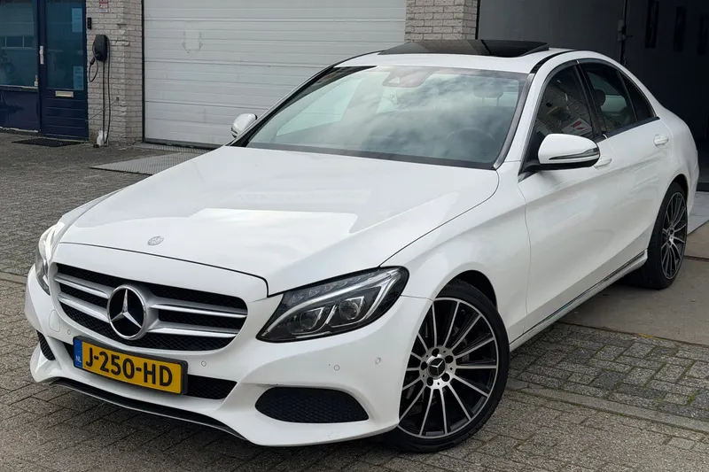 Mercedes-Benz C-Klasse (2015)