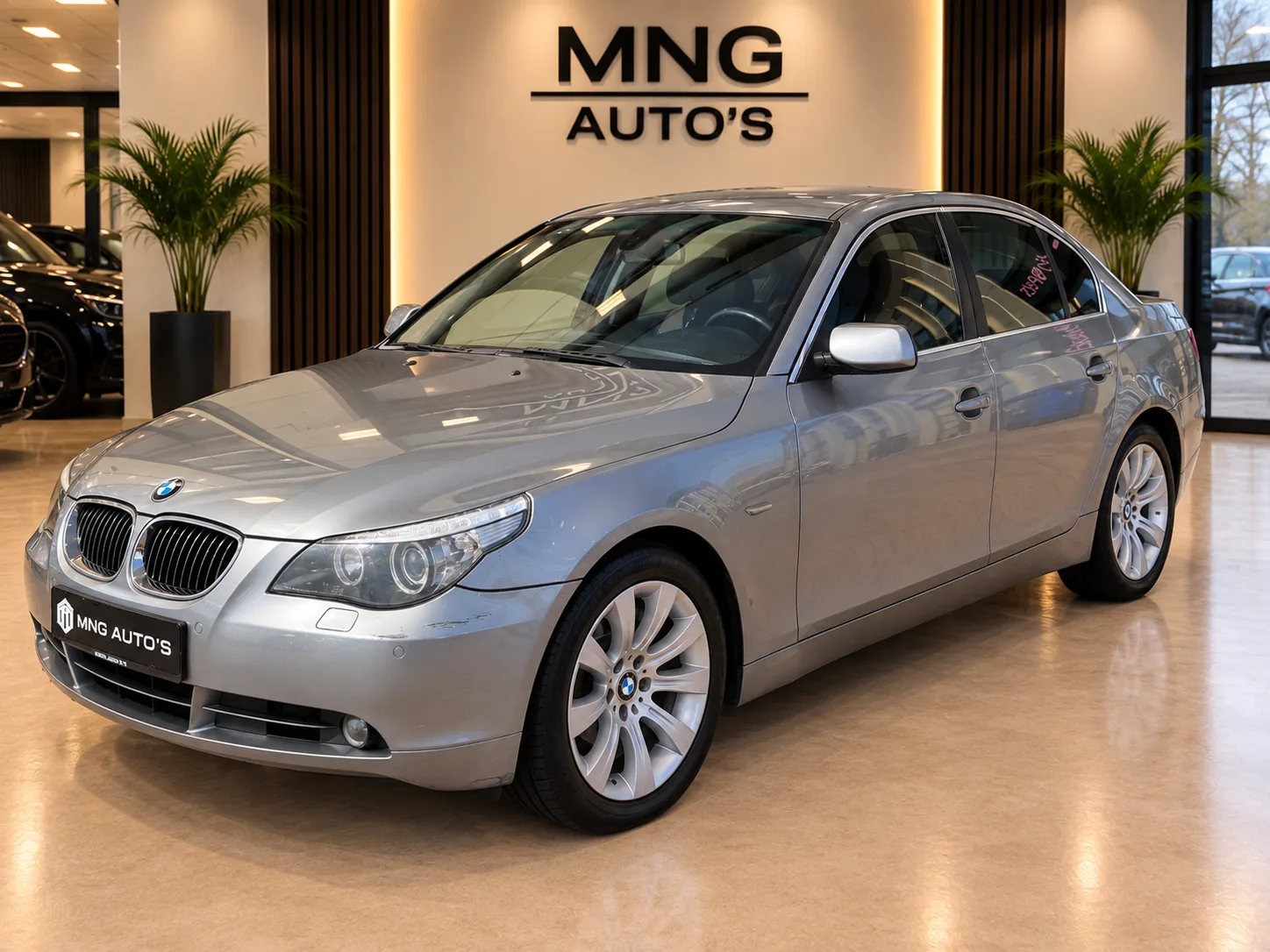 BMW 5-Serie (2004) — foto 1