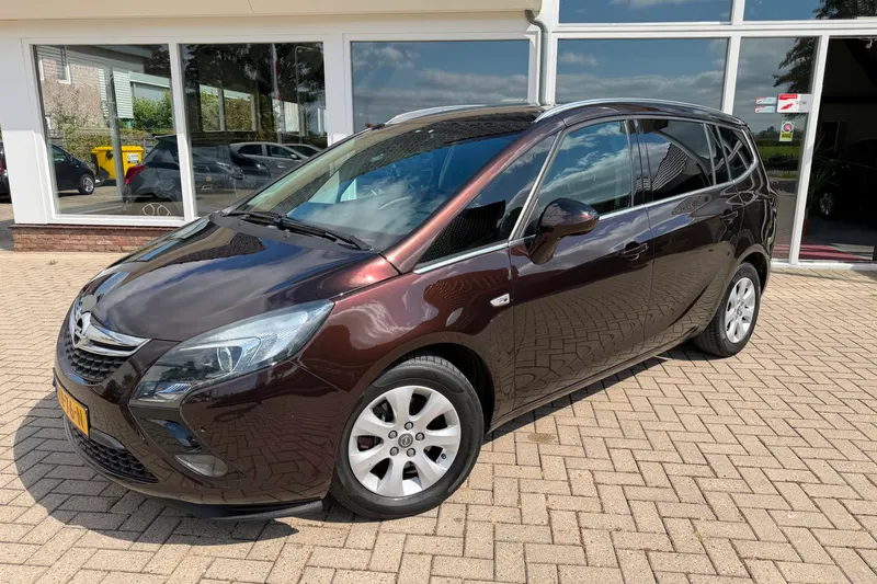 Opel Zafira Tourer (2015)
