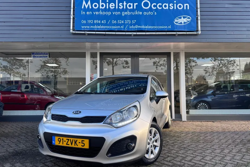 Kia Rio (2013)