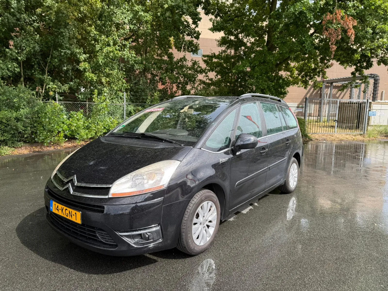 Citroën Grand C4 Picasso (2009) — foto 1
