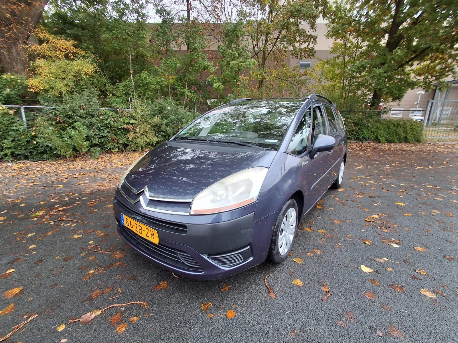 Citroën Grand C4 Picasso (2008) — foto 1