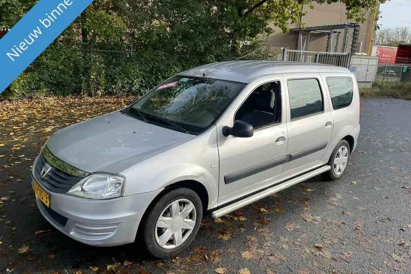 Dacia Logan MCV (2010)