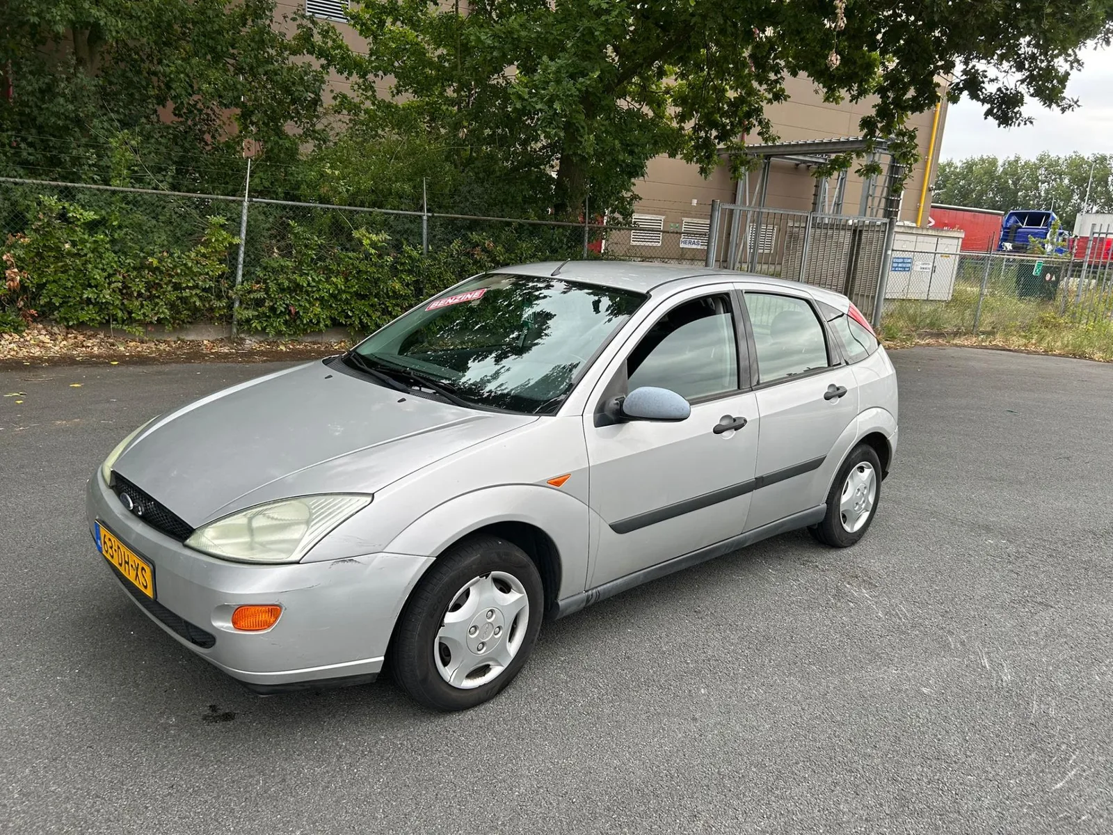 Ford Focus (1999) — foto 1