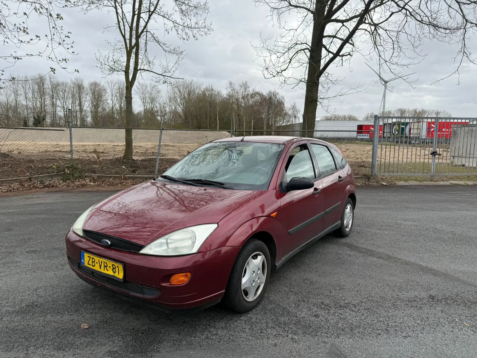 Ford Focus (1999) — foto 1