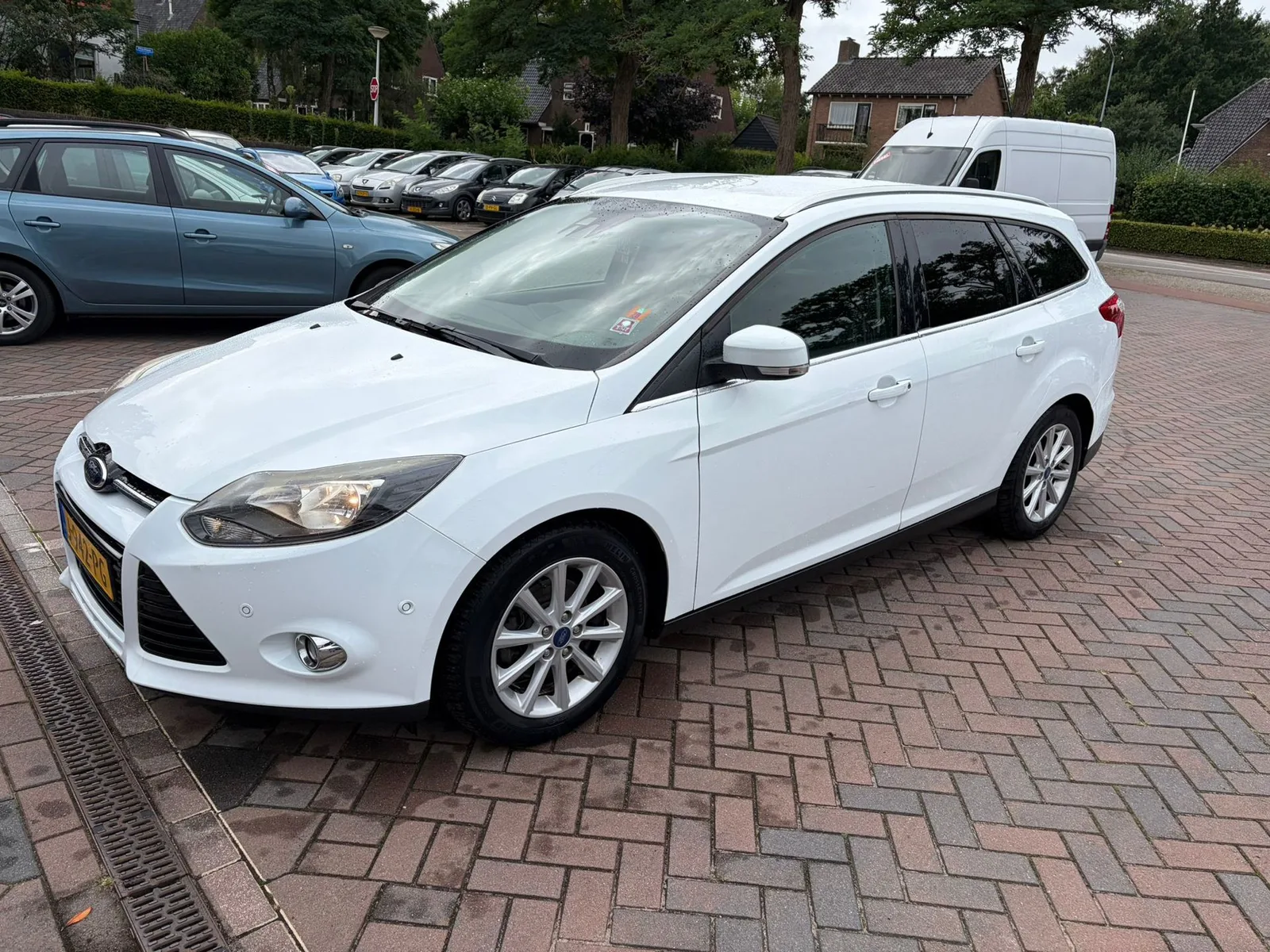 Ford Focus (2014) — foto 1