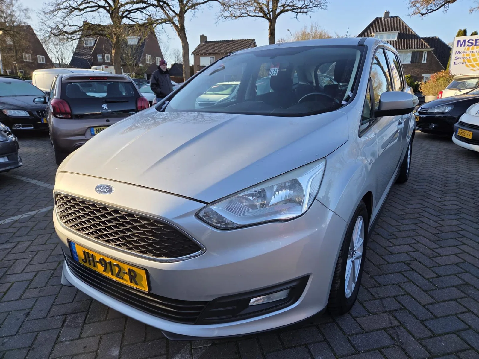 Ford Grand C-Max (2016) — foto 1