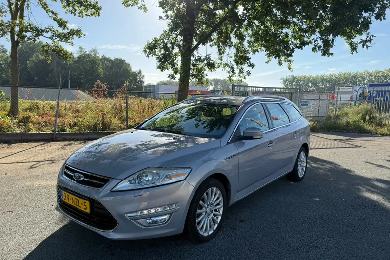 Ford Mondeo (2011)