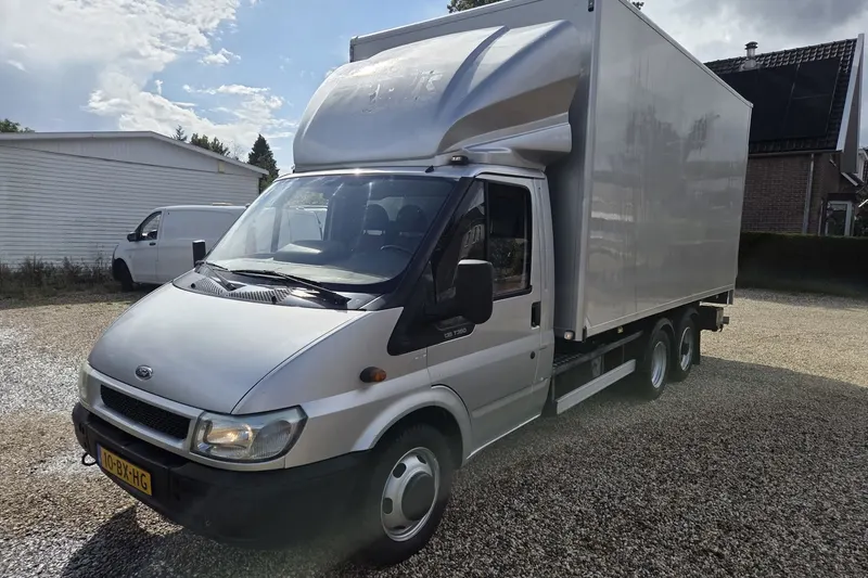 Ford Transit (2006)