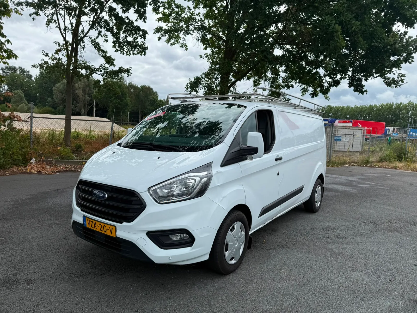 Ford Transit Custom (2023) — foto 1