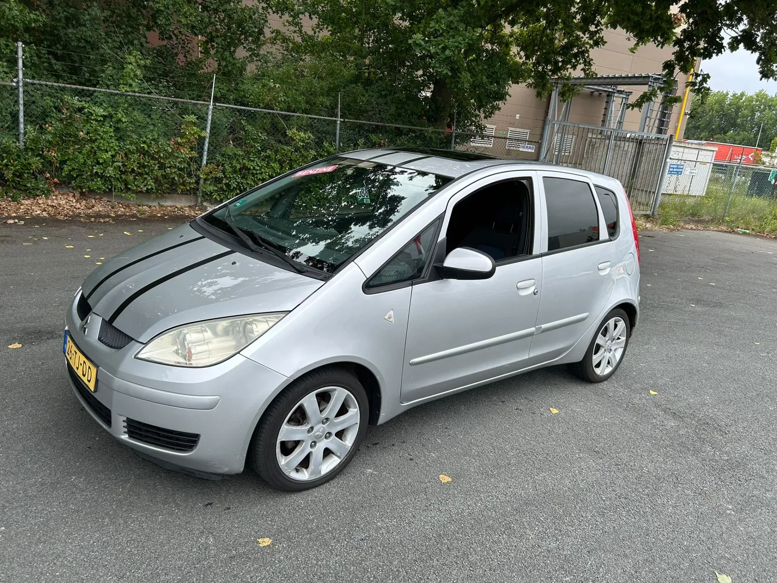 Mitsubishi Colt (2006) — foto 1
