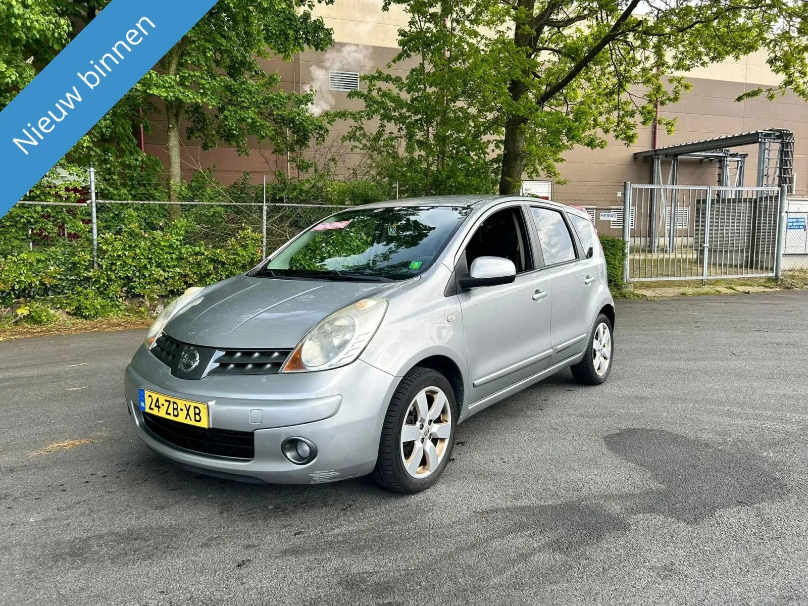 Nissan Note (2008) — foto 1
