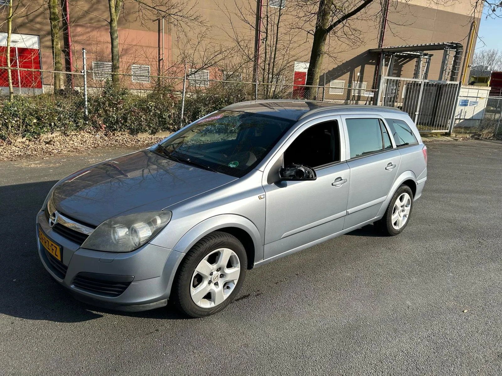 Opel Astra (2005) — foto 1