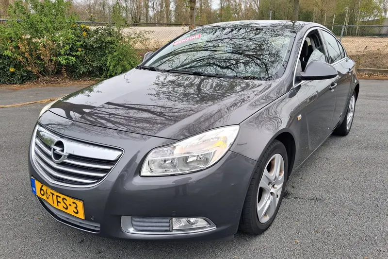 Opel Insignia (2012)