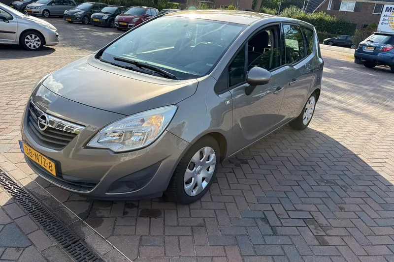 Opel Meriva (2010)