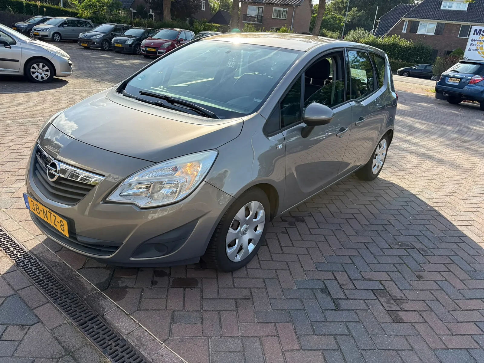 Opel Meriva (2010) — foto 1