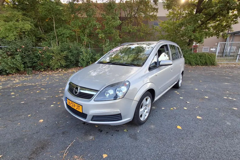 Opel Zafira (2006)