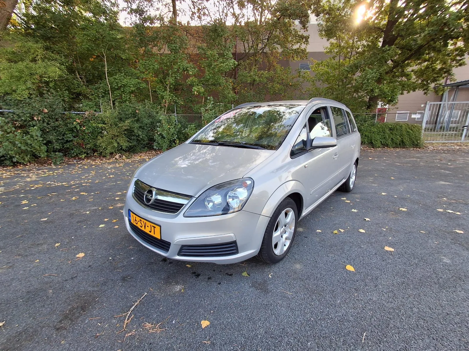 Opel Zafira (2006) — foto 1