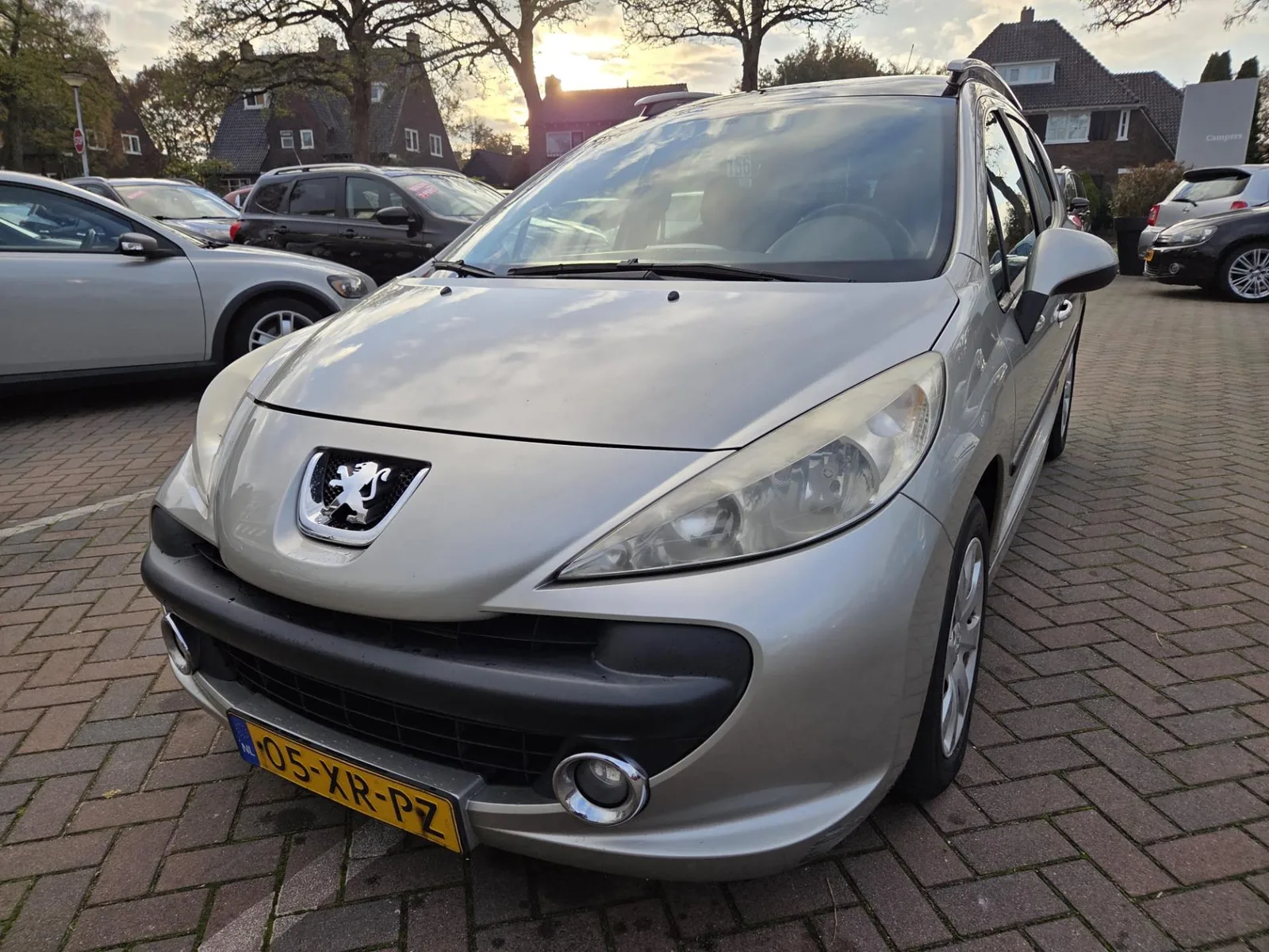 Peugeot 207 (2007) — foto 1
