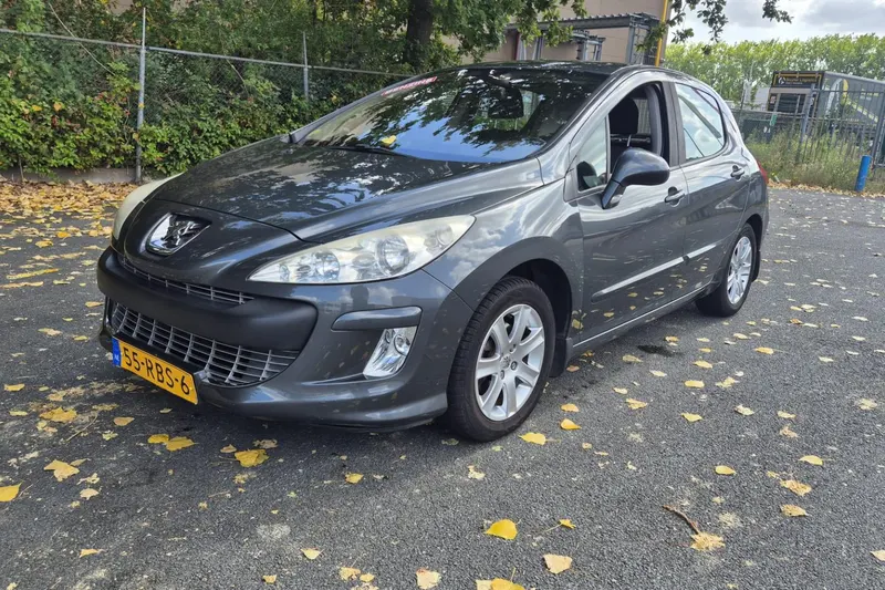 Peugeot 308 (2008)
