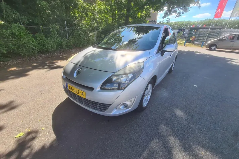 Renault Grand Scénic (2009)