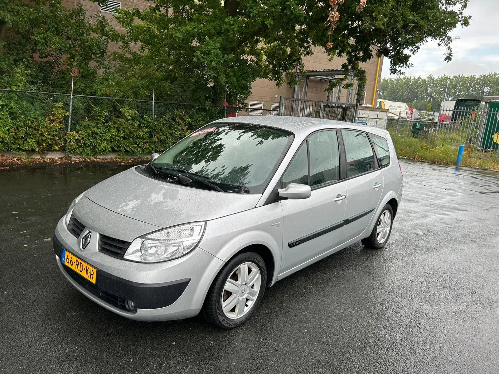 Renault Grand Scénic (2005) — foto 1