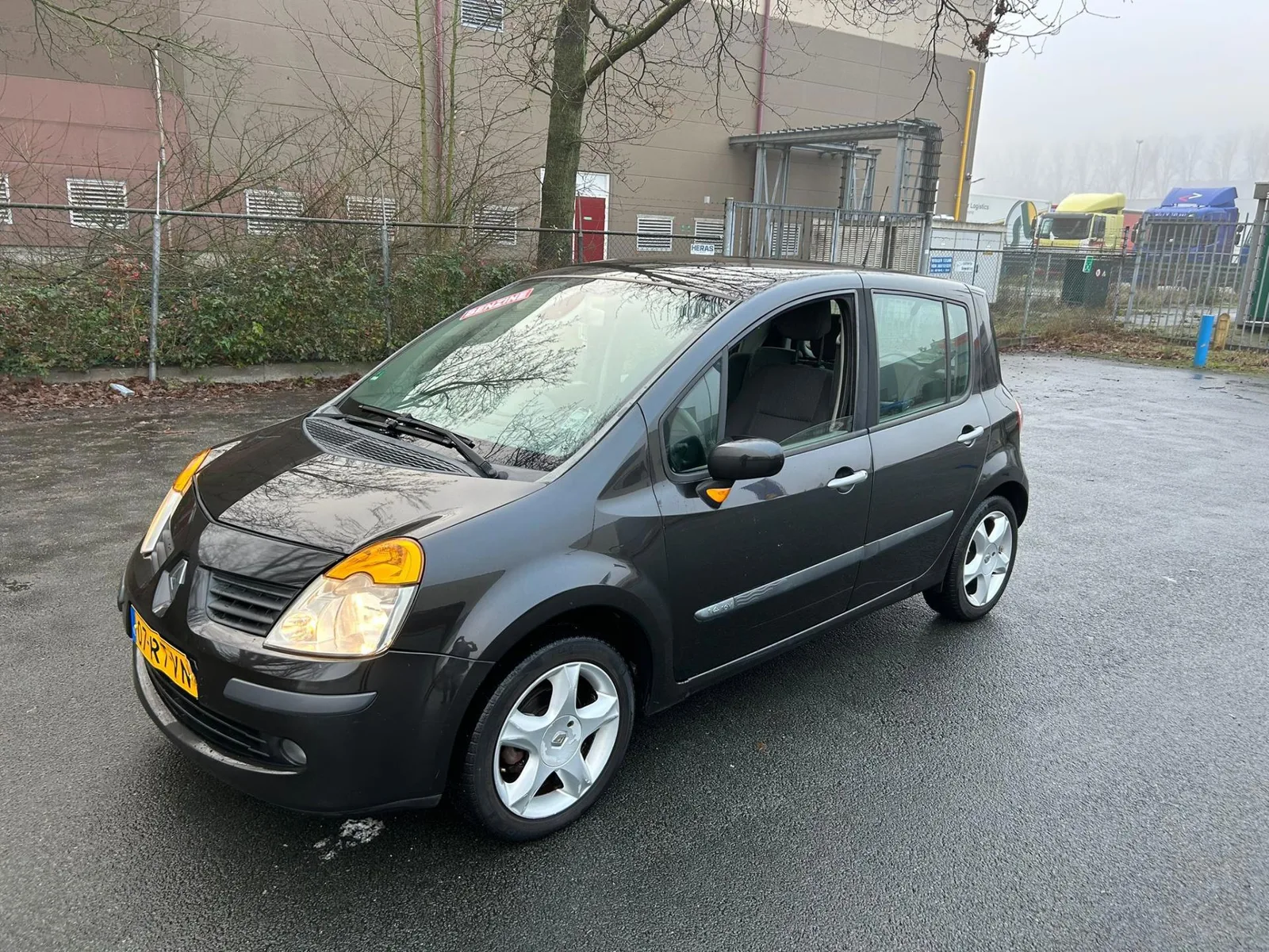 Renault Modus (2005) — foto 1