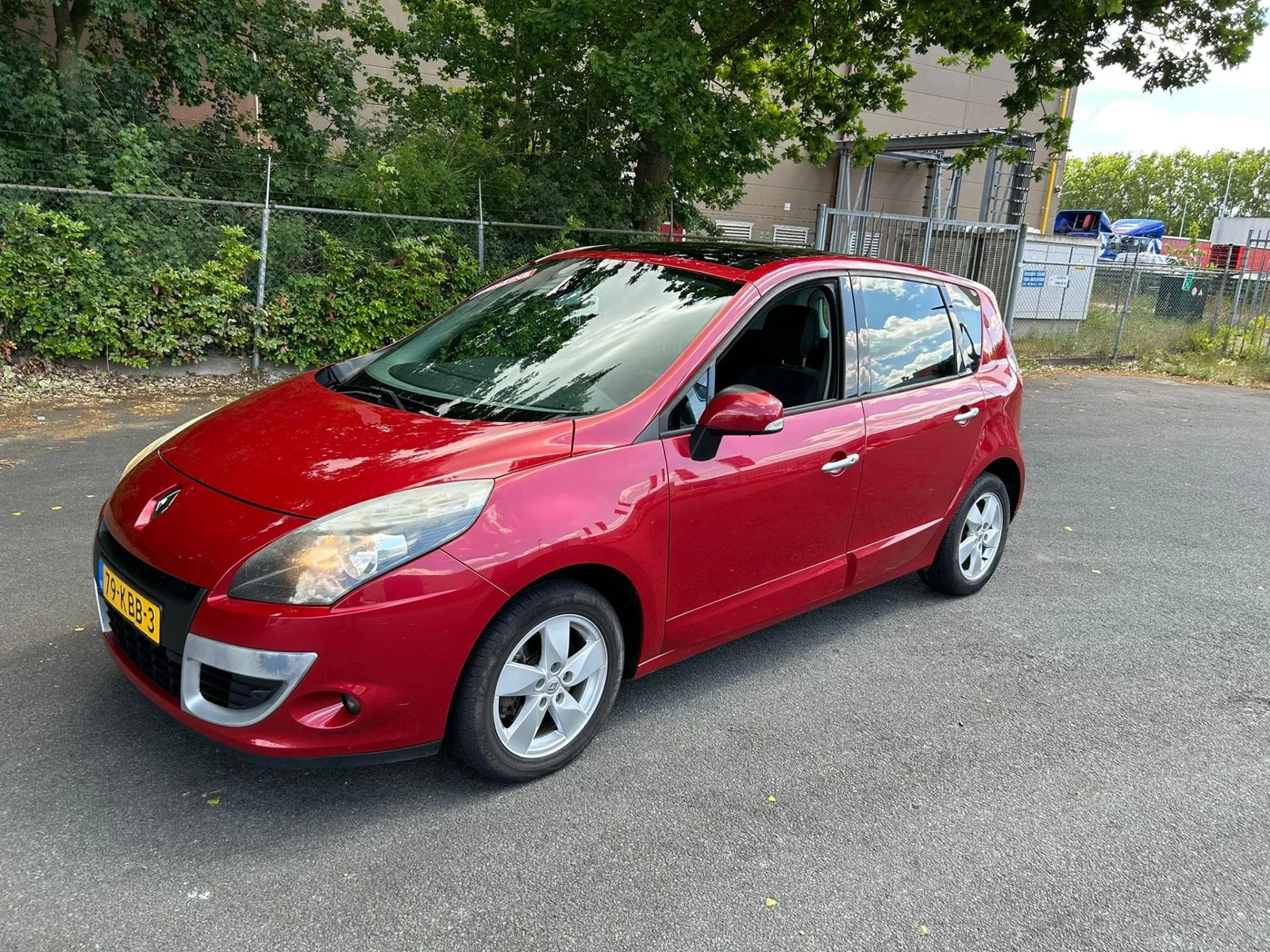Renault Scénic (2009) — foto 1