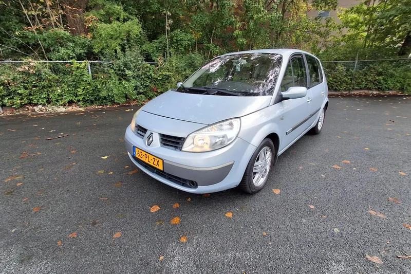 Renault Scénic (2004)